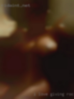 I love giving Rockford, IL women oral sex.